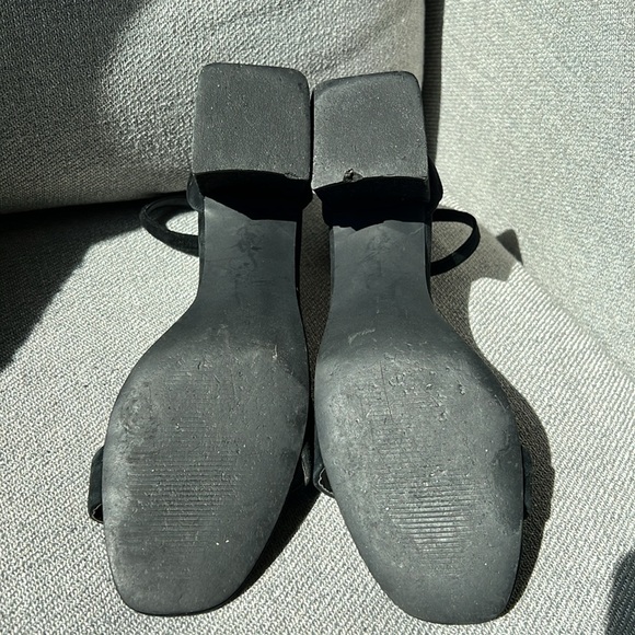 Black suede Steven Madden block heel - Picture 3 of 5